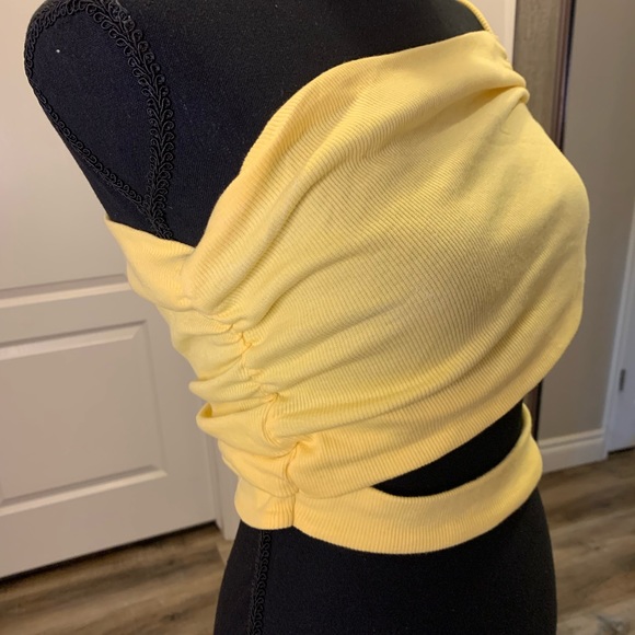 SHEIN Cut Out Ruched One Shoulder Top - Picture 4 of 15